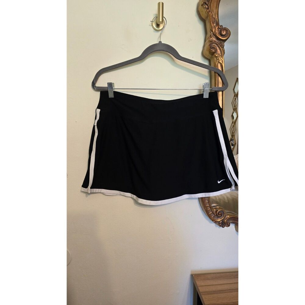 Nike Tennis Skort | Size Large